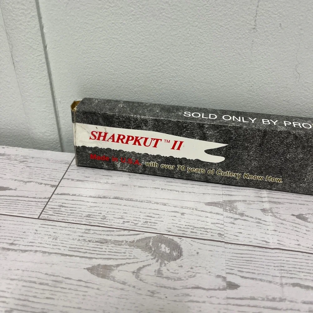 Sharpkut II Carve & Serve Knife Stainless Steel Made in USA New Open Box